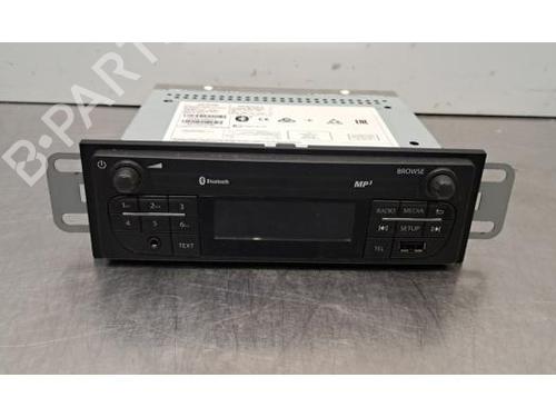 Used Radio Radio 37689629 37689629