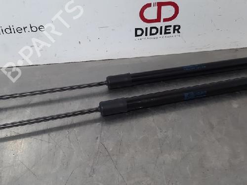 Used Tailgate lift support VW GOLF VII (5G1, BQ1, BE1, BE2) 1.4 TSI (125 hp) 15018001