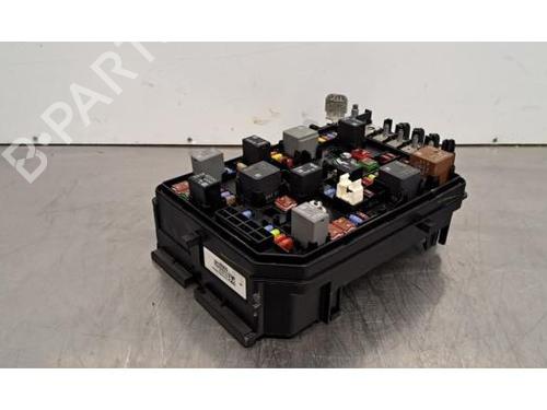 Fuse box OPEL ASTRA K (B16) 1.6 CDTi (68) | BP31347446E1