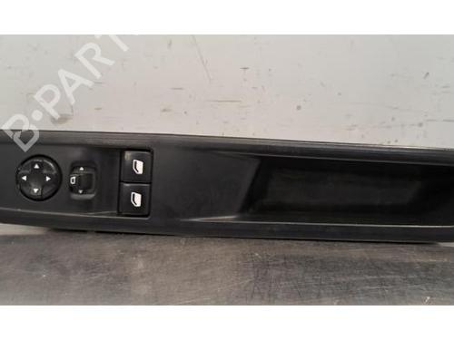 switch-peugeot-expert-van-v_-2016-33297025 main image