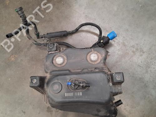 Used AdBlue tank VW PASSAT B8 Variant (3G5, CB5) 1.6 TDI (120 hp) 11727591