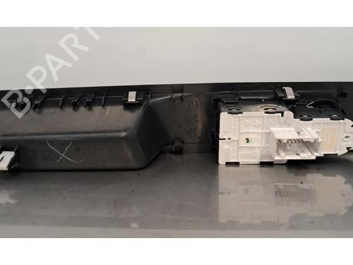 Switch PEUGEOT EXPERT Van (V_) 2.0 BlueHDi 145 | BP30331685I30