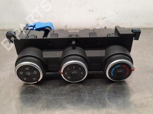 Used Climate control RENAULT TRAFIC II Van (FL) 2.0 dCi 115 (FL01, FL0U) (114 hp) 23630159