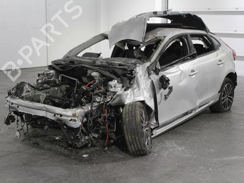 VOLVO V40 Hatchback (525) D2 1144620