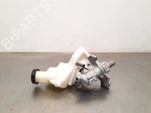 Used Brake master cylinder MERCEDES-BENZ A-CLASS Saloon (V177) AMG A 35 4-matic (177.151) (306 hp) 23588038