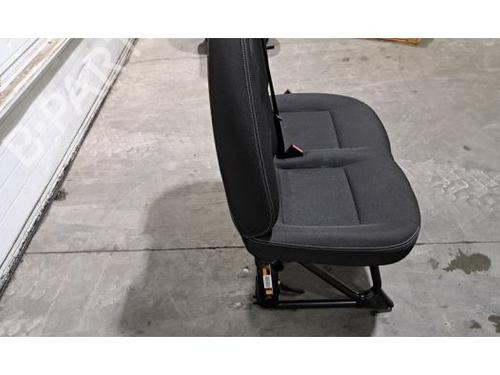 Right front seat FIAT DUCATO Van (250_) E-Ducato (250DPE) | BP32332153C16