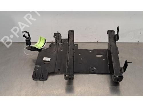 Used Support PEUGEOT 3008 III (KA_, KB_, KC_) e-210 (KCZKZX) (213 hp) 30582700