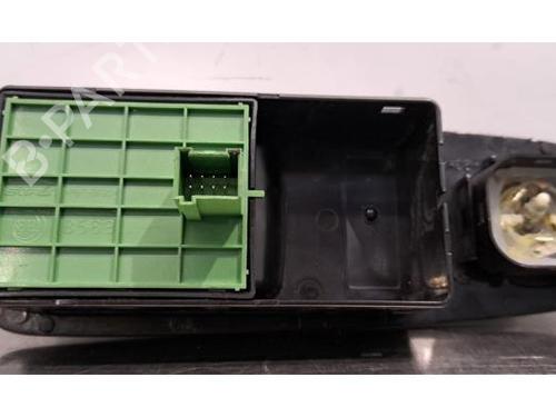 Switch PEUGEOT BOXER Van 2.2 BlueHDi 120 | BP31371814I30