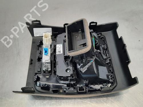 Luftventilen BMW 3 (G20, G80, G28) 320 i (184 hp) 16263209