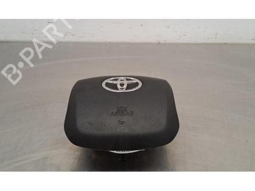 Used Driver airbag TOYOTA HILUX VIII Pickup (_N1_) 2.8 TD 4WD (GUN126) (204 hp) 28081638
