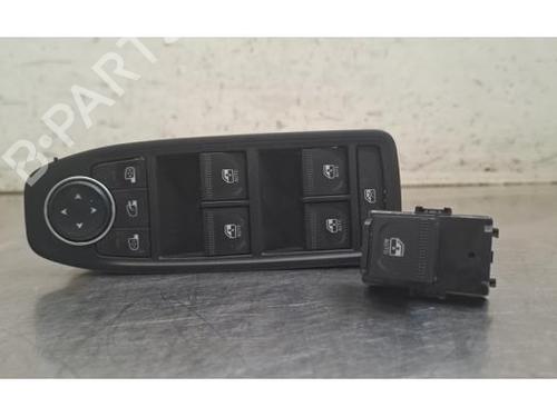 Used Switch Switch RENAULT ARKANA I (LCM_, LDN_) 1.3 TCe 160 (LDN1) (158 hp) 40284866 40284866