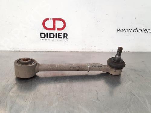 Used Right rear suspension arm TOYOTA AURIS (_E18_) 1.3 (NRE180_, NRE180R) (99 hp) 10886426