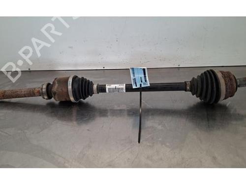 Used Right front driveshaft Right front driveshaft CITROËN C3 III (SX) 1.2 PureTech 82 (83 hp) 33612503 33612503