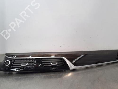 Air vent BMW 3 (G20, G80, G28) 320 i xDrive | BP19648689I21 