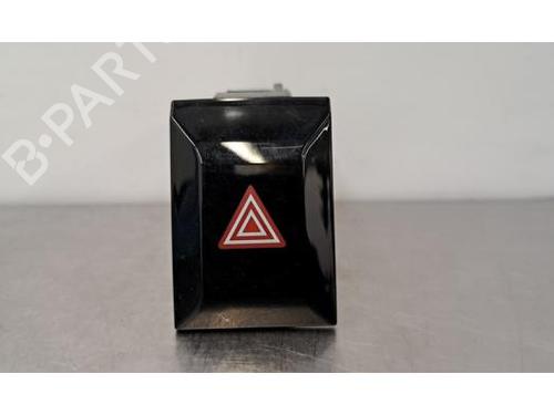 Warnblinkschalter für TOYOTA YARIS CROSS (MXP_) 1.5 (MXPB10) (125 hp) 30714293