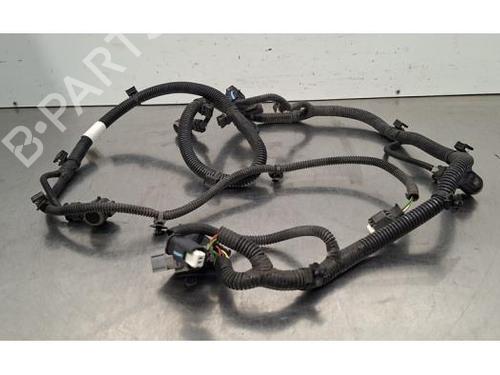 Used Electronic module Electronic module PEUGEOT 5008 II (MC_, MJ_, MR_, M4_) 1.2 Hybrid 136 (MRHPYC) (136 hp) 32510879 32510879