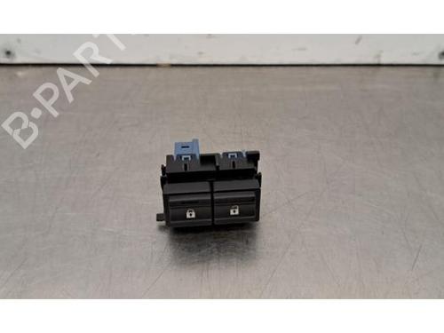 Used Switch PEUGEOT 308 III (FB_, FH_, FP_, F3_, FM_) e-308 (FMZKWZ) (156 hp) 30521446