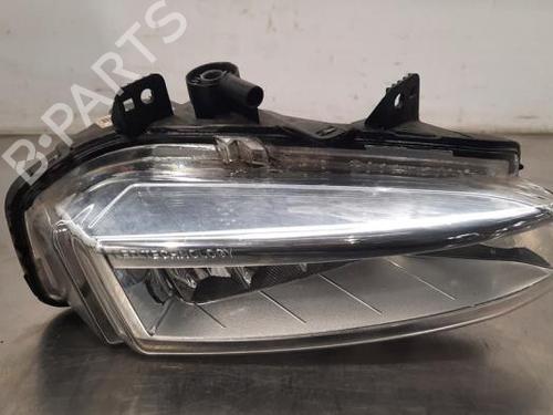 Used Right front fog light LAND ROVER DISCOVERY V (L462) 2.0 Sd4 4x4 (241 hp) 23628304