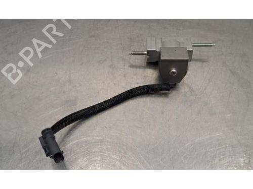 Used Electronic sensor Electronic sensor PEUGEOT 308 III (FB_, FH_, FP_, F3_, FM_) e-308 (FMZKWZ) (156 hp) 40517941 40517941
