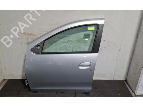 Used Left front door DACIA DUSTER (HM_) 1.3 TCe 130 4x4 (HMMF) (131 hp) 28033051