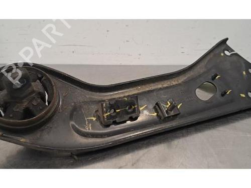 Used Right rear suspension arm HYUNDAI TUCSON (TL, TLE) 1.7 CRDi (116 hp) 30046876