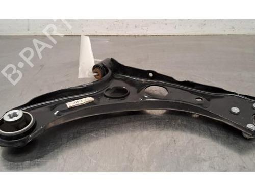 Used Left front suspension arm PEUGEOT 208 II (UB_, UP_, UW_, UJ_) e-208 (136 hp) 29170185