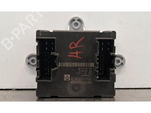 Used Electronic module LAND ROVER RANGE ROVER SPORT II (L494) 5.0 SCV8 4x4 (575 hp) 30381642