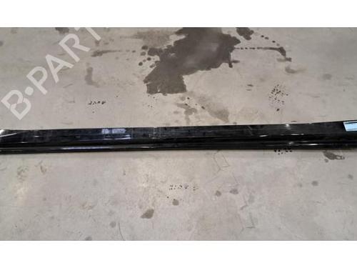 Used Left sideskirt Left sideskirt RENAULT MEGANE E-TECH SUV EV60 (BNJ1) (218 hp) 34408316 34408316