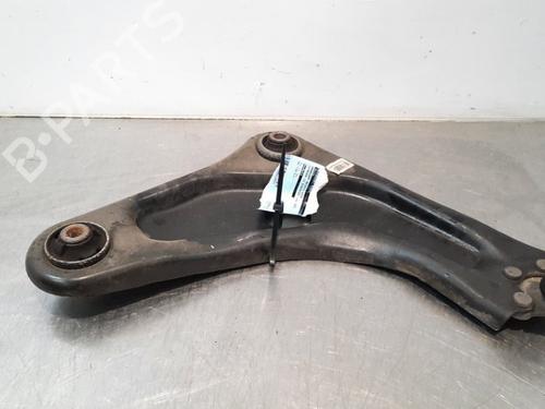 Used Right front suspension arm CITROËN C3 AIRCROSS II (2R_, 2C_) 1.2 PureTech 130 (2RHNYH) (131 hp) 11231872