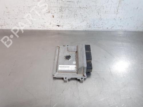 Used Engine control unit (ECU) CITROËN C4 CACTUS 1.2 VTi 82 (82 hp) 24015114