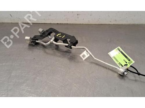 Used AC pipe BMW X5 (G05, F95) xDrive 50 e Plug-in-Hybrid (489 hp) 31165271