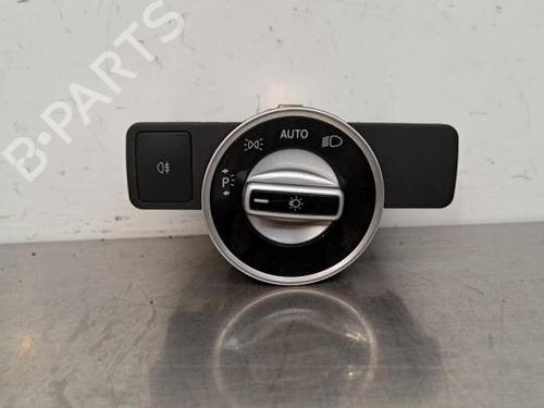 Used Headlight switch MERCEDES-BENZ CLA Coupe (C117) CLA 200 CDI / d (117.308) (136 hp) 23615389