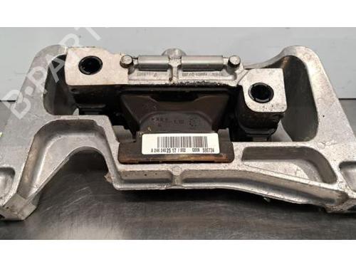 Getriebehalter für MERCEDES-BENZ GLA-CLASS (X156) GLA 180 (156.942) (122 hp) 31366234