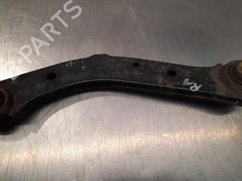 Used Right rear suspension arm KIA SORENTO III (UM) 2.2 CRDi 4WD (200 hp) 23594149
