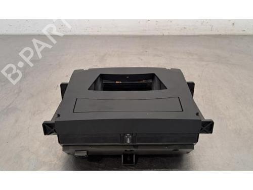 Used Display monitor CITROËN C4 X (BD_, BE_, BF_) 1.2 PureTech 100 (BDHNEA) (101 hp) 29844484