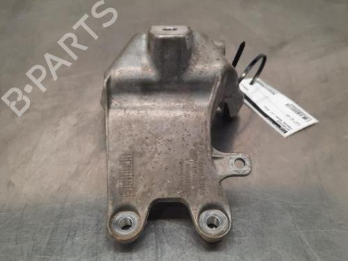 Used Engine mount PORSCHE MACAN (95B) 3.0 S (354 hp) 23606732