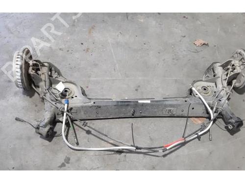 Used Rear axle RENAULT CLIO V (B7_) 1.5 Blue dCi 85 (B7AG) (86 hp) 23589206
