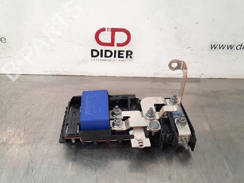 Used Fuse box MERCEDES-BENZ GLA-CLASS (X156) GLA 200 (156.943) (156 hp) 10886744