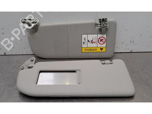 Used Right sun visor Right sun visor 37091835 37091835