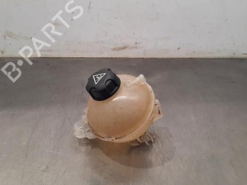Used Expansion tank PEUGEOT 3008 II SUV (MC_, MR_, MJ_, M4_) 1.5 BlueHDi 130 (131 hp) 23594409