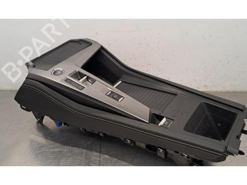 Console central PEUGEOT 308 III (FB_, FH_, FP_, F3_, FM_) PureTech 130 (FPHNSL, FPHNST) (131 hp) 31241671