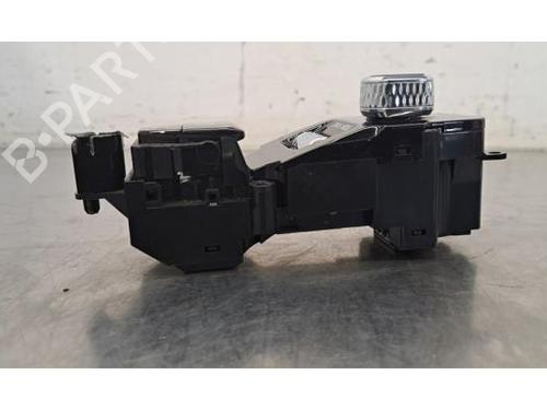 Switch VOLVO XC60 II (246) D4 | BP29985035I30