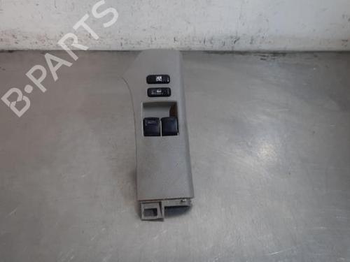 Used Switch Switch TOYOTA YARIS (_P9_) 1.4 D-4D (NLP90_, NLP90R) (90 hp) 40065611 40065611