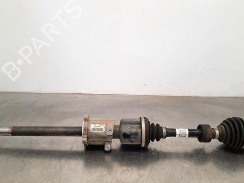 Used Right front driveshaft BMW X1 (F48) xDrive 20 d (190 hp) 23582012