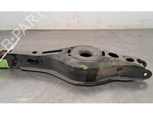 Right rear suspension arm TOYOTA COROLLA Estate (_E21_) 1.8 Hybrid (ZWE211) | BP26589919M15 