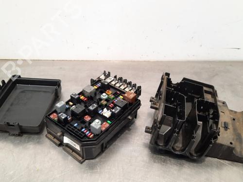 Used Fuse box OPEL ASTRA K Sports Tourer (B16) 1.5 CRDI (35) (105 hp) 15236415