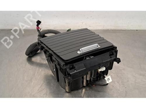 Koppholder/Gjenstandsholder MERCEDES-BENZ GLE (V167) GLE 350 de 4-matic (167.117) (320 hp) 24015204