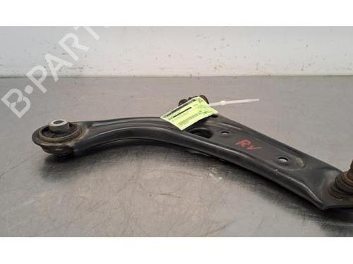 Used Right front suspension arm FIAT PANDA (312_, 319_) 0.9 Natural Power (312PXN1A) (80 hp) 29054898