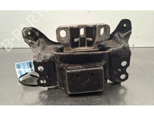 Used Engine mount Engine mount SKODA OCTAVIA III Combi (5E5, 5E6) 1.6 TDI (105 hp) 32820711 32820711