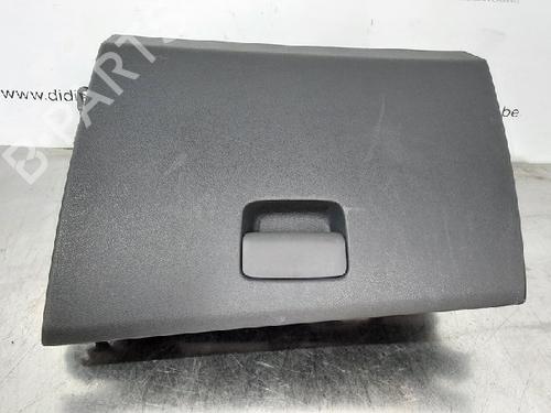 Used Glove box MERCEDES-BENZ CLA Shooting Brake (X117) CLA 180 (117.942) (122 hp) 10880890